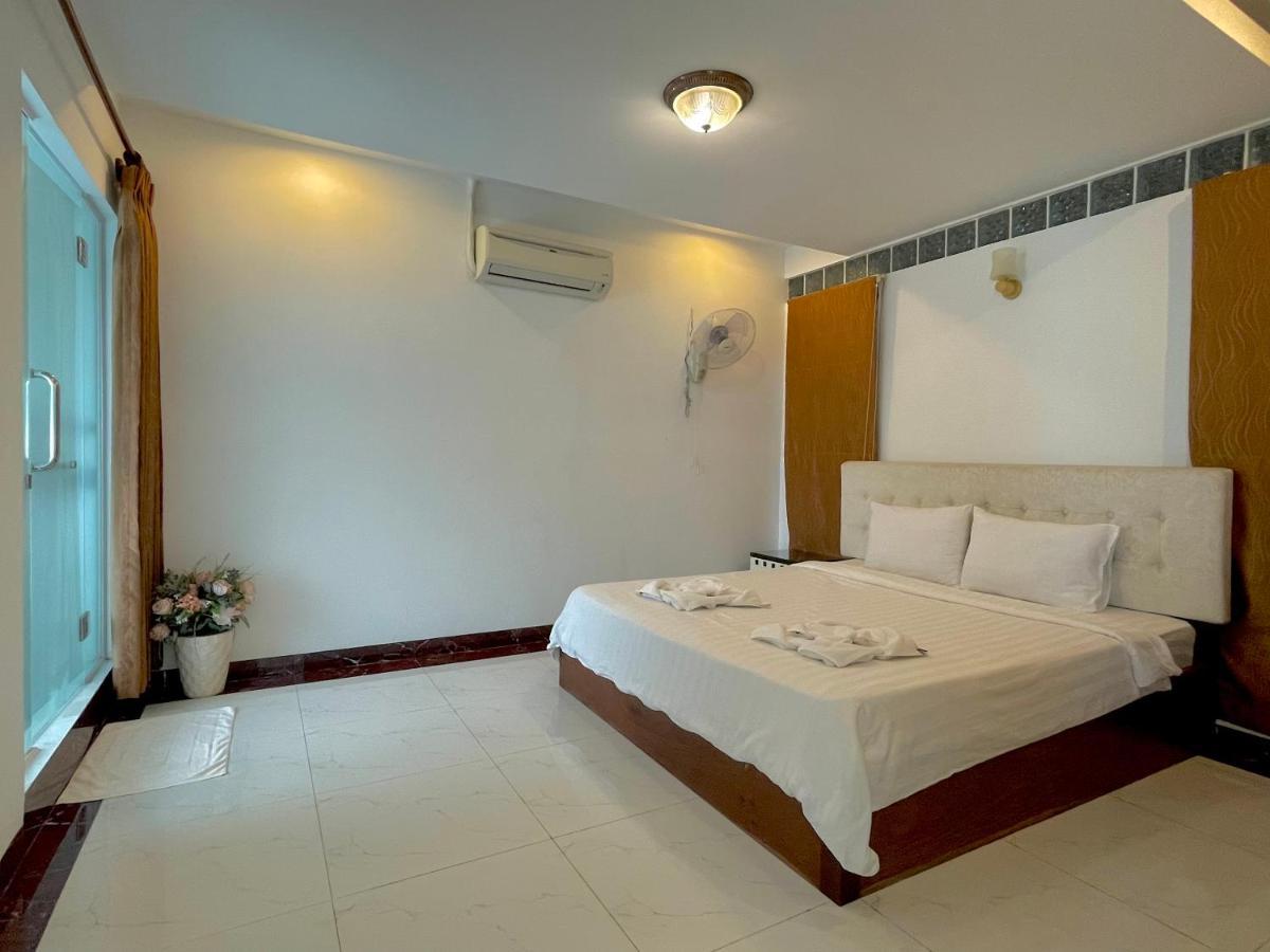 Rumnea Apartment Phnom Penh Exterior photo
